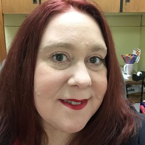 Meet your Posher, Teresa - Picture 2 of 3